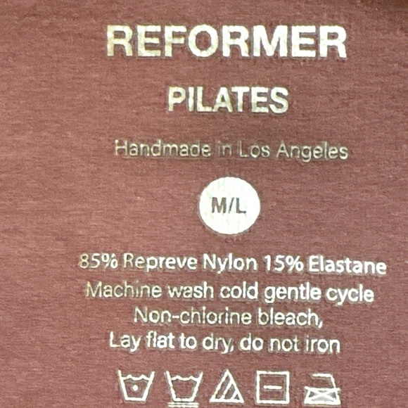 NWOT Reformer Pilates Top Size M/L - Picture 3 of 3